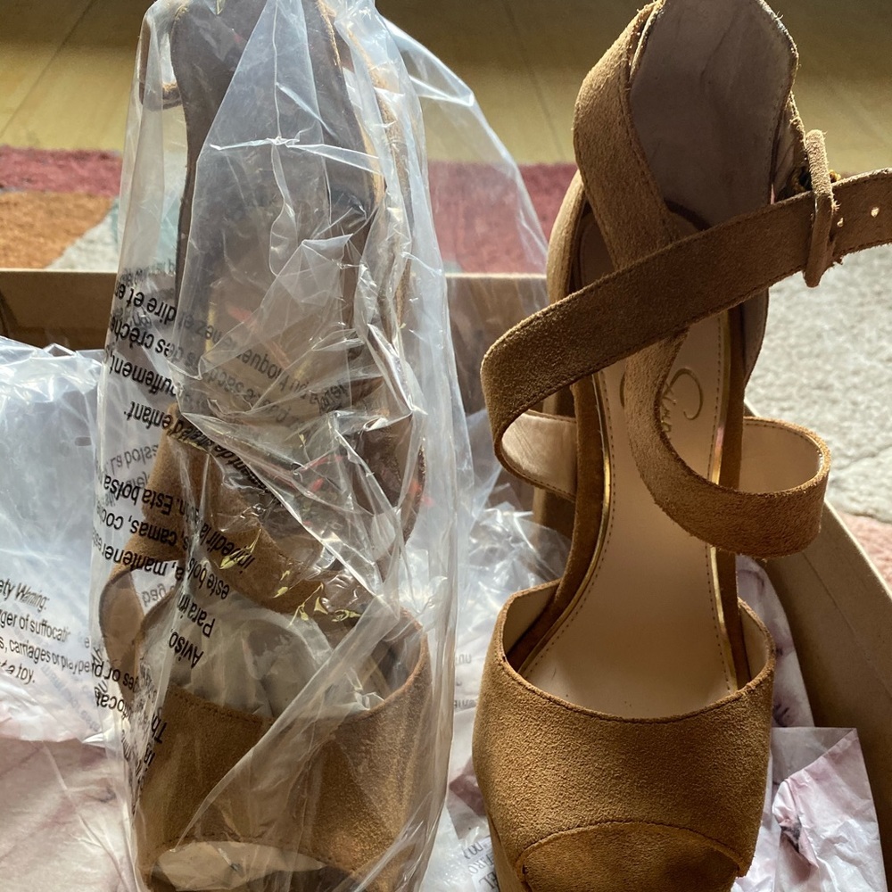 Jessica Simpson heels